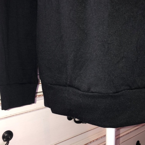 - Cowl Turtleneck Leopard Print Sweatshirt - - Picture 11 of 14